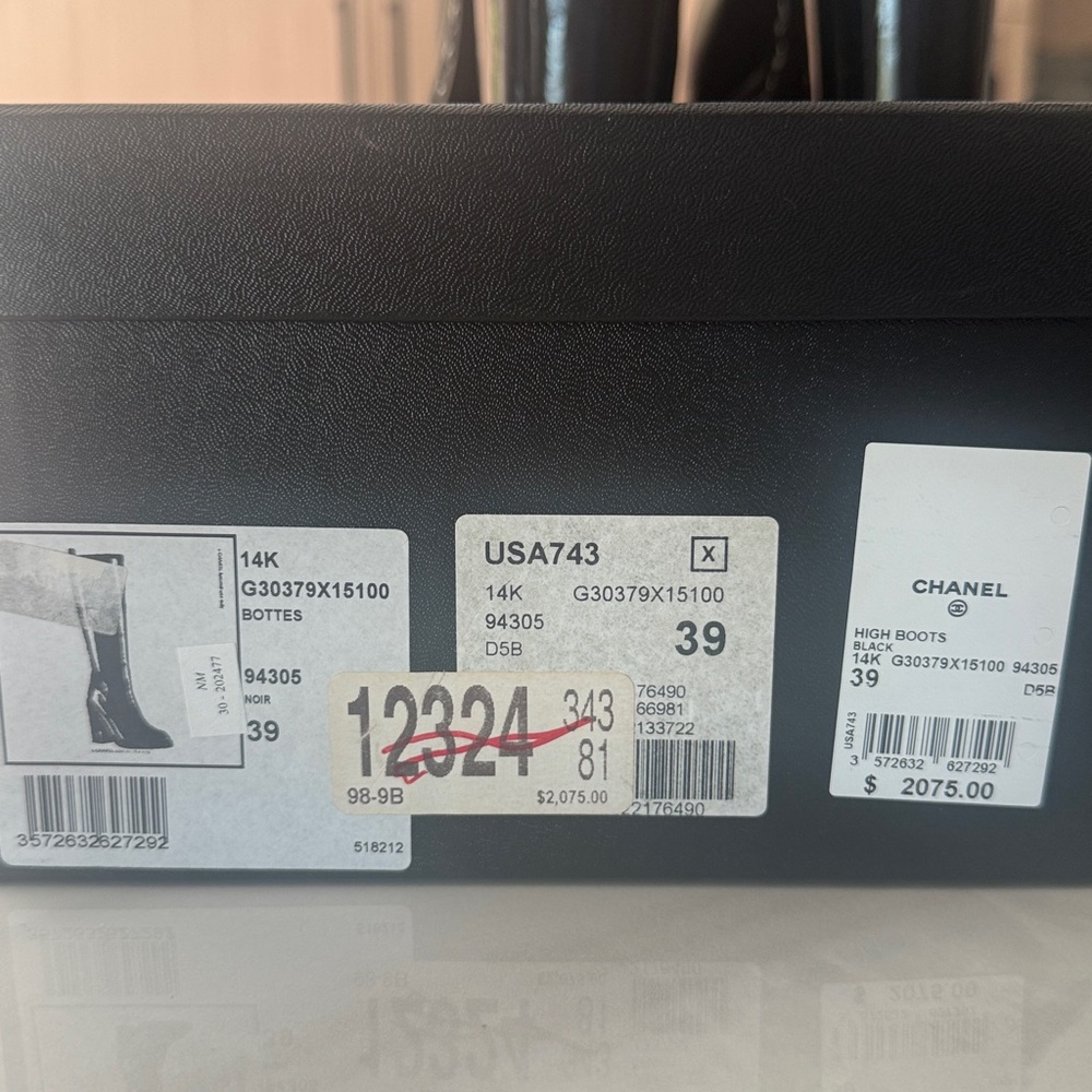 CHANEL Black Leather Knee Boots with Chain Trim - Picture 3 of 8